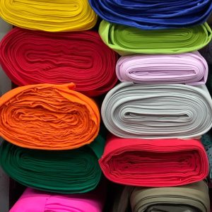 explora el arcoíris textil